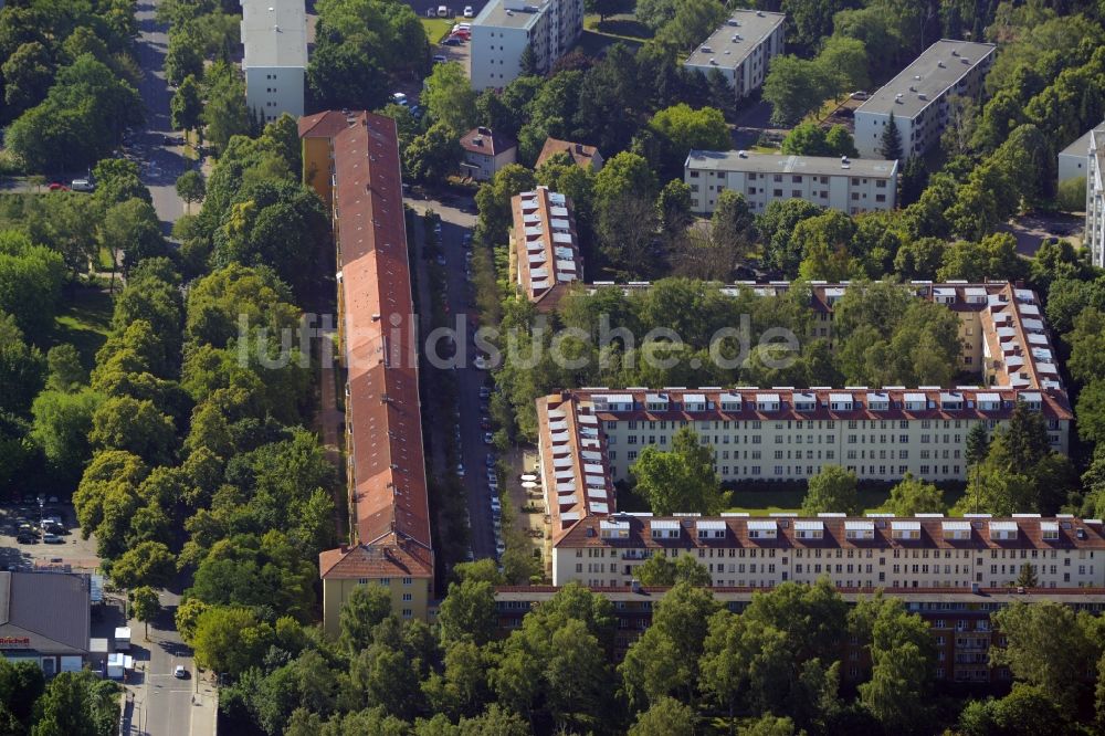 Luftbild Berlin - Wohnhausanlage im Ortsteil Zehlendorf in Berlin