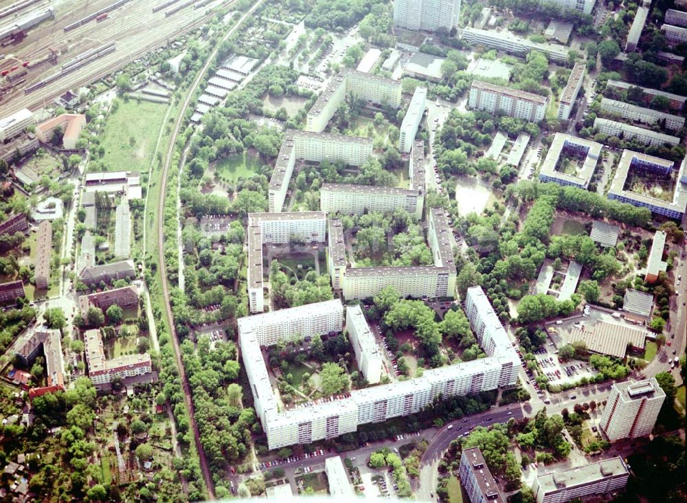 Berlin - Lichtenberg aus der Vogelperspektive: Wohnhausanlage der PRIMA Wohnbauten