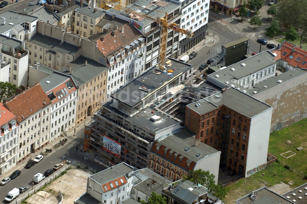 Berlin von oben - Wohnhausneubau Linienstrasse in Berlin - Mitte