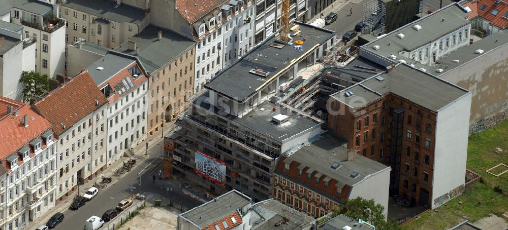 Berlin aus der Vogelperspektive: Wohnhausneubau Linienstrasse in Berlin - Mitte