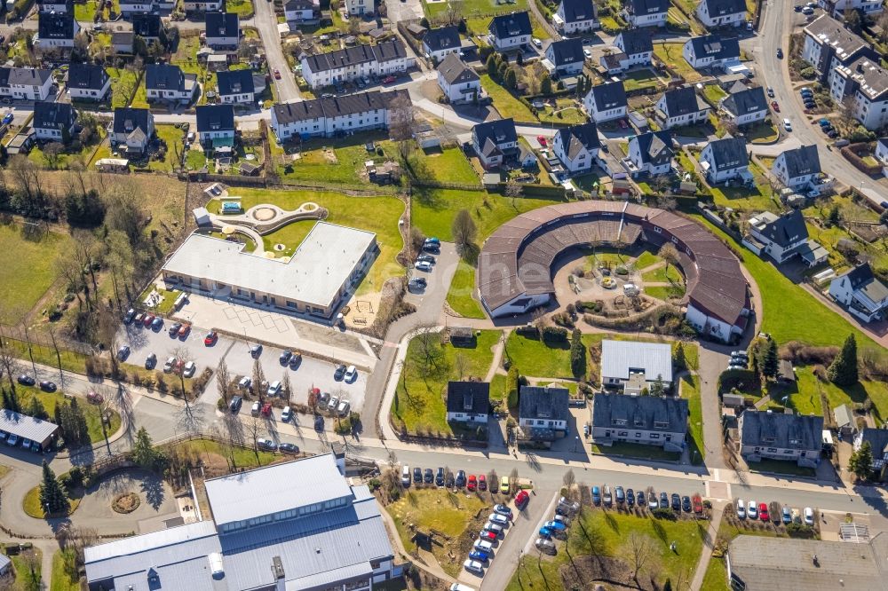 Olsberg aus der Vogelperspektive: Wohnheim - Gebäude Josefsheim im Ortsteil Bigge in Olsberg im Bundesland Nordrhein-Westfalen, Deutschland