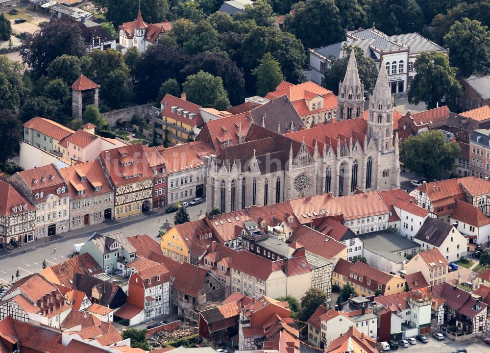 Luftbild Mühlhausen - Wohnhäuser am Untermarkt mit Divi - Blasii - Kirche in Mühlhausen in Thüringen