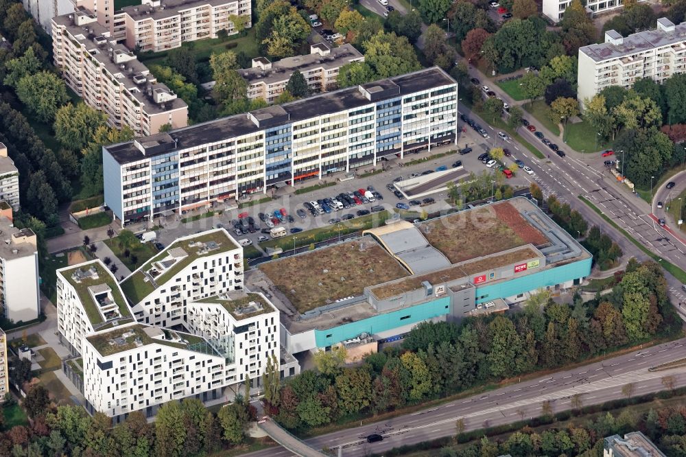 Luftaufnahme München - Wohnkomplex Leben am Ostpark in München Neuperlach im Bundesland Bayern