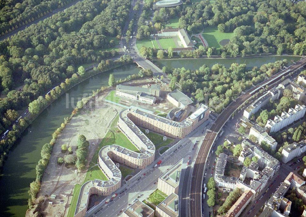 Luftaufnahme Berlin - Moabit - Wohnneubau am Moabiter Werder in Berlin-Moabit.