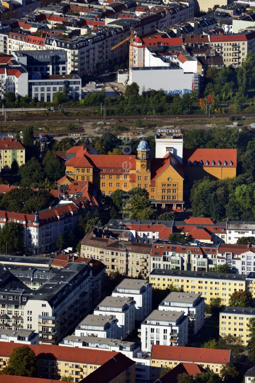 Luftaufnahme Berlin Lichtenberg - Wohnneubau - Siedlung mit Mehrfamilienhäusern an der Möllendorfstraße in Berlin Lichtenberg