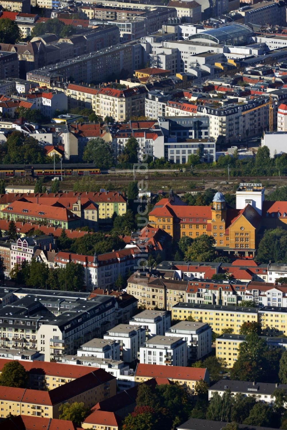 Berlin Lichtenberg von oben - Wohnneubau - Siedlung mit Mehrfamilienhäusern an der Möllendorfstraße in Berlin Lichtenberg