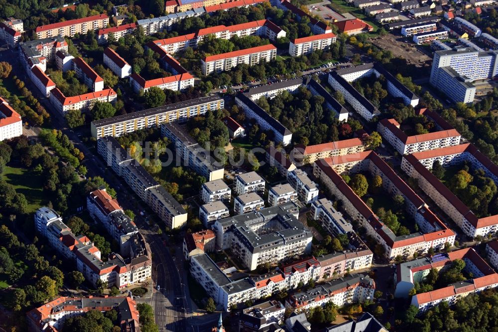 Berlin Lichtenberg aus der Vogelperspektive: Wohnneubau - Siedlung mit Mehrfamilienhäusern an der Möllendorfstraße in Berlin Lichtenberg