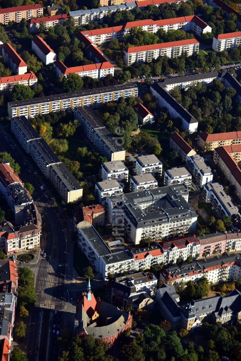 Luftaufnahme Berlin Lichtenberg - Wohnneubau - Siedlung mit Mehrfamilienhäusern an der Möllendorfstraße in Berlin Lichtenberg