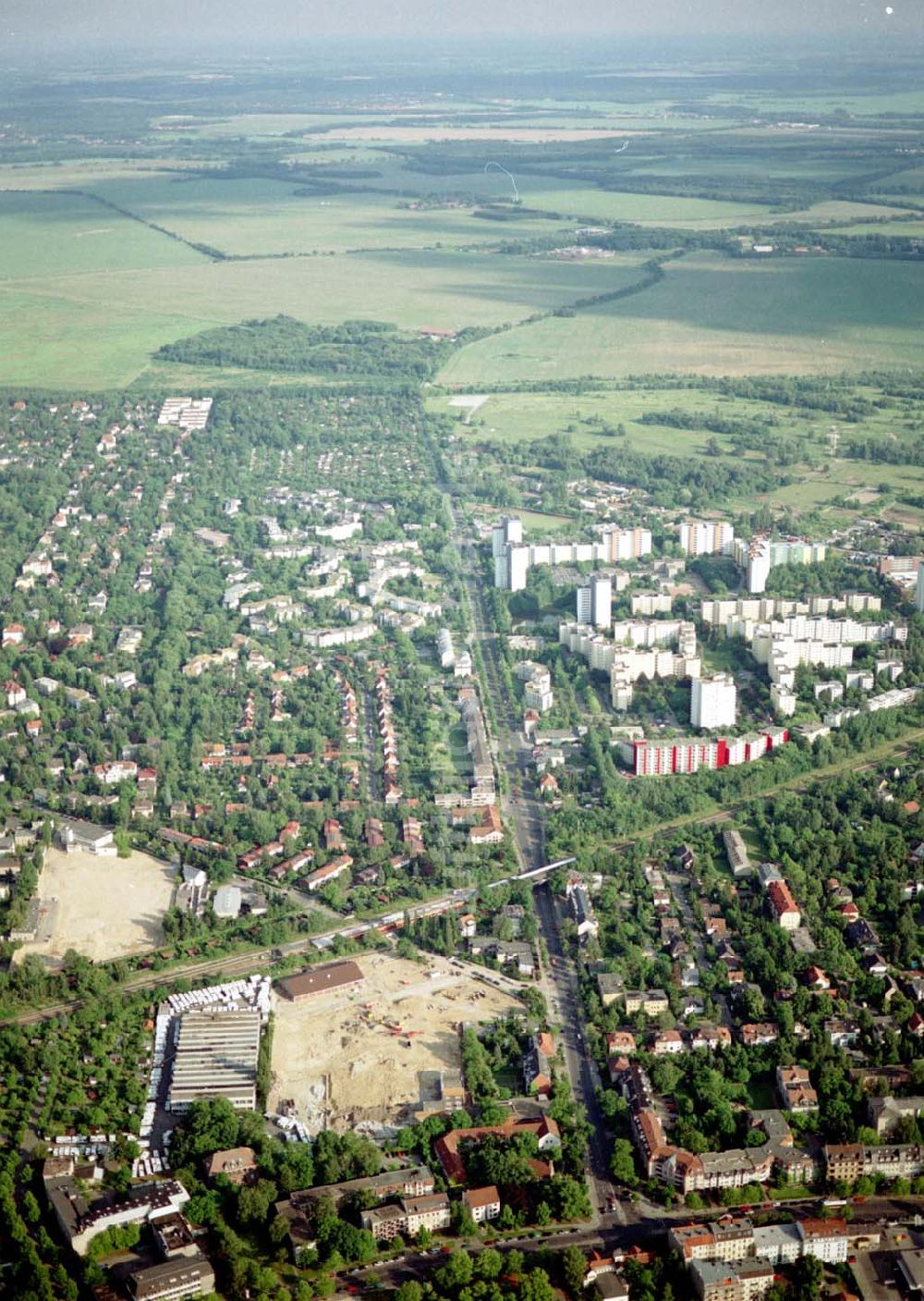 Berlin - Lichtenrade von oben - Wohnneubaubaustellen am S-Bahnhof Berlin - Lichtenrade.