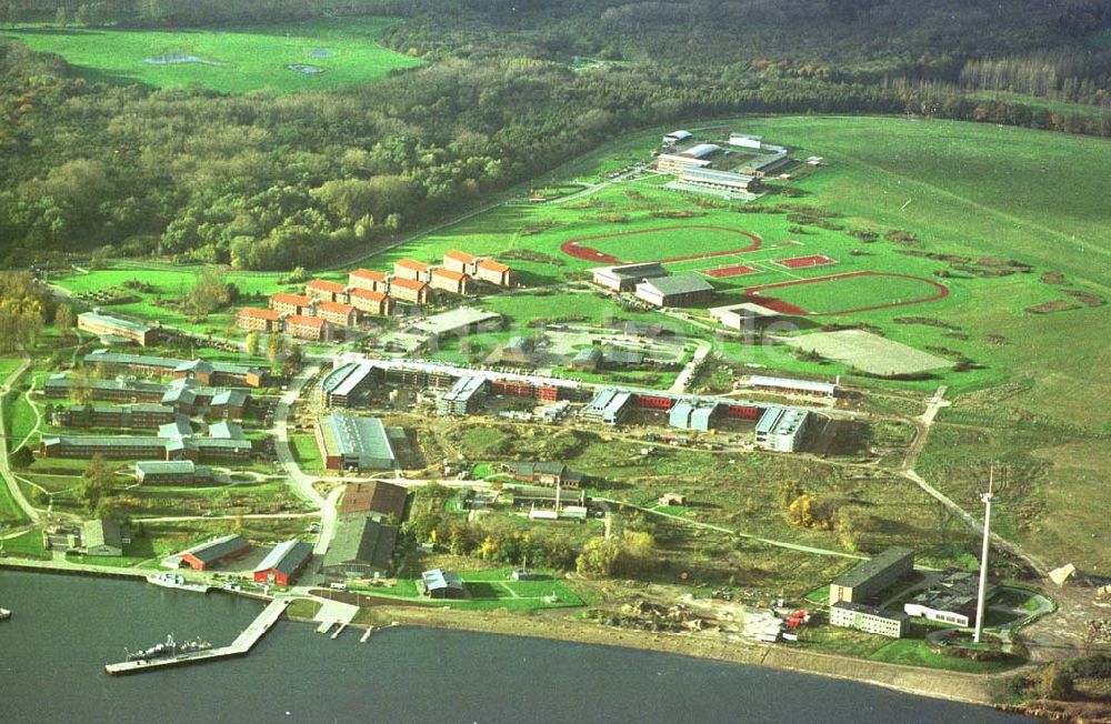 Luftbild Stralsund / MV - Wohnneubaugebiet im Nordwesten von Stralsund in Mecklenburg - Vorpommern.