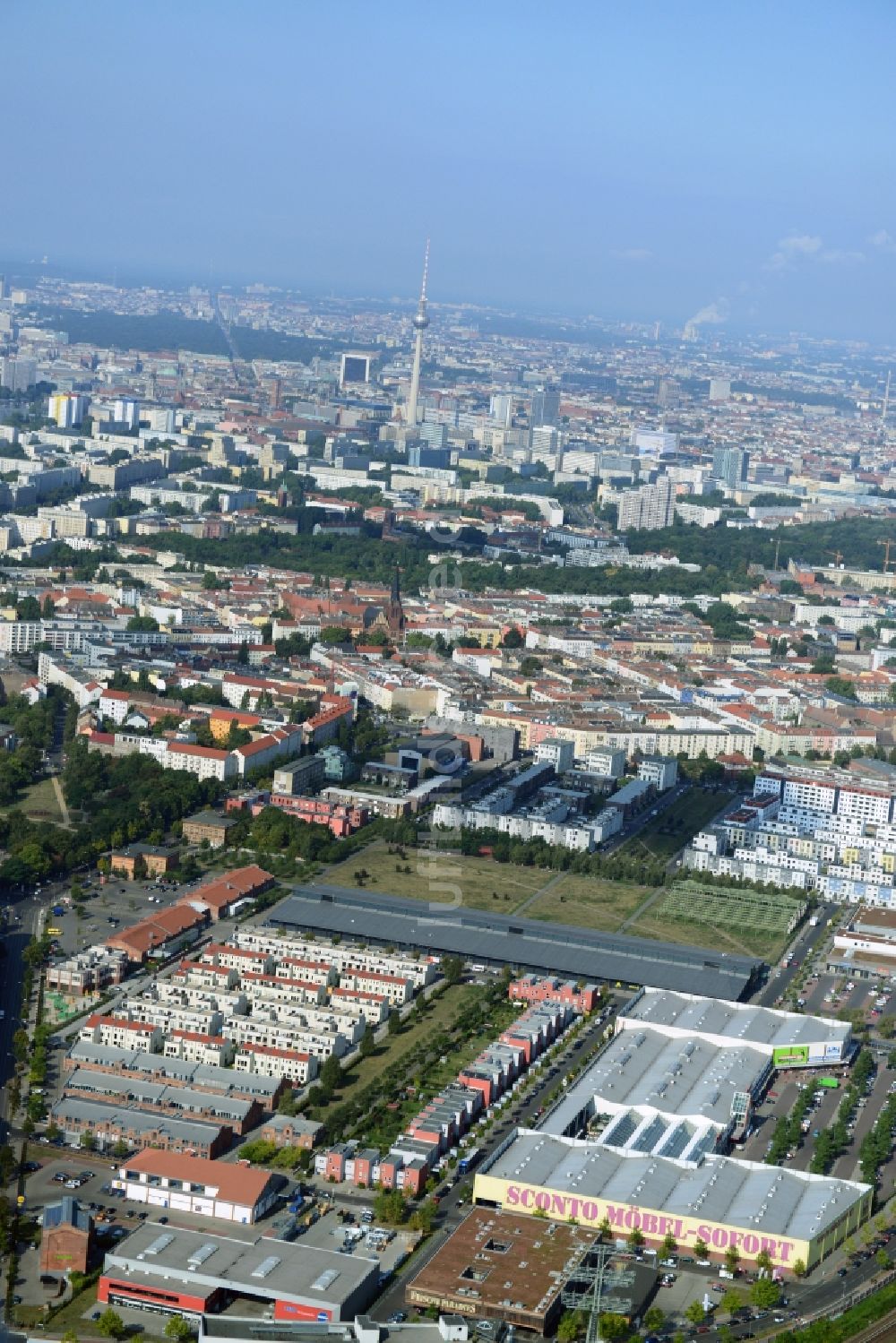 Luftbild Berlin Friedrichshain - Wohnneubaugebiete im Entwicklungsgebiet an der Eldenaer Straße in Berlin - Friedrichshain