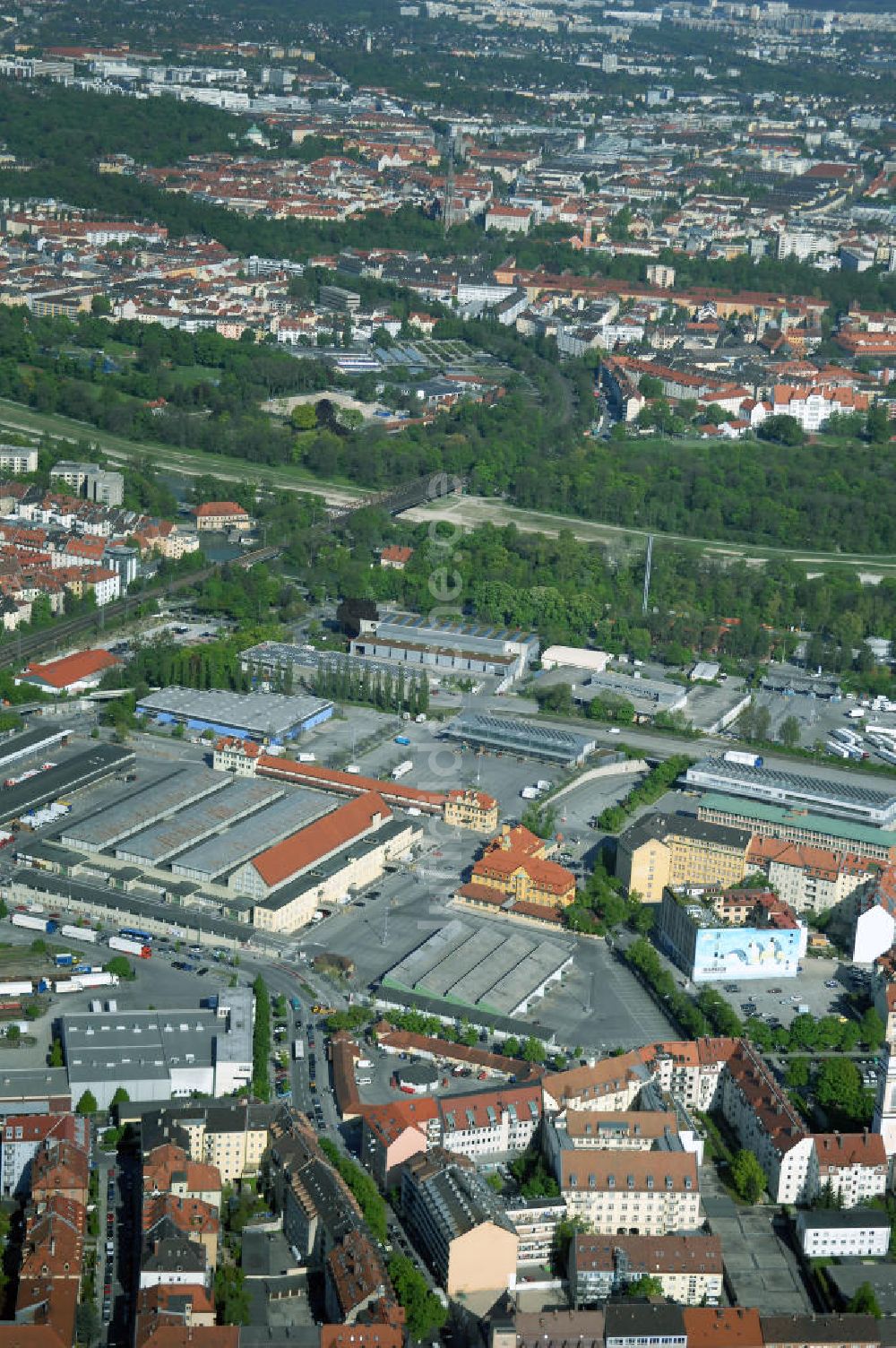 München aus der Vogelperspektive: Wohnneubaugebietes an der Implerstrasse / Thalkirchnerstrasse in München - Sendling