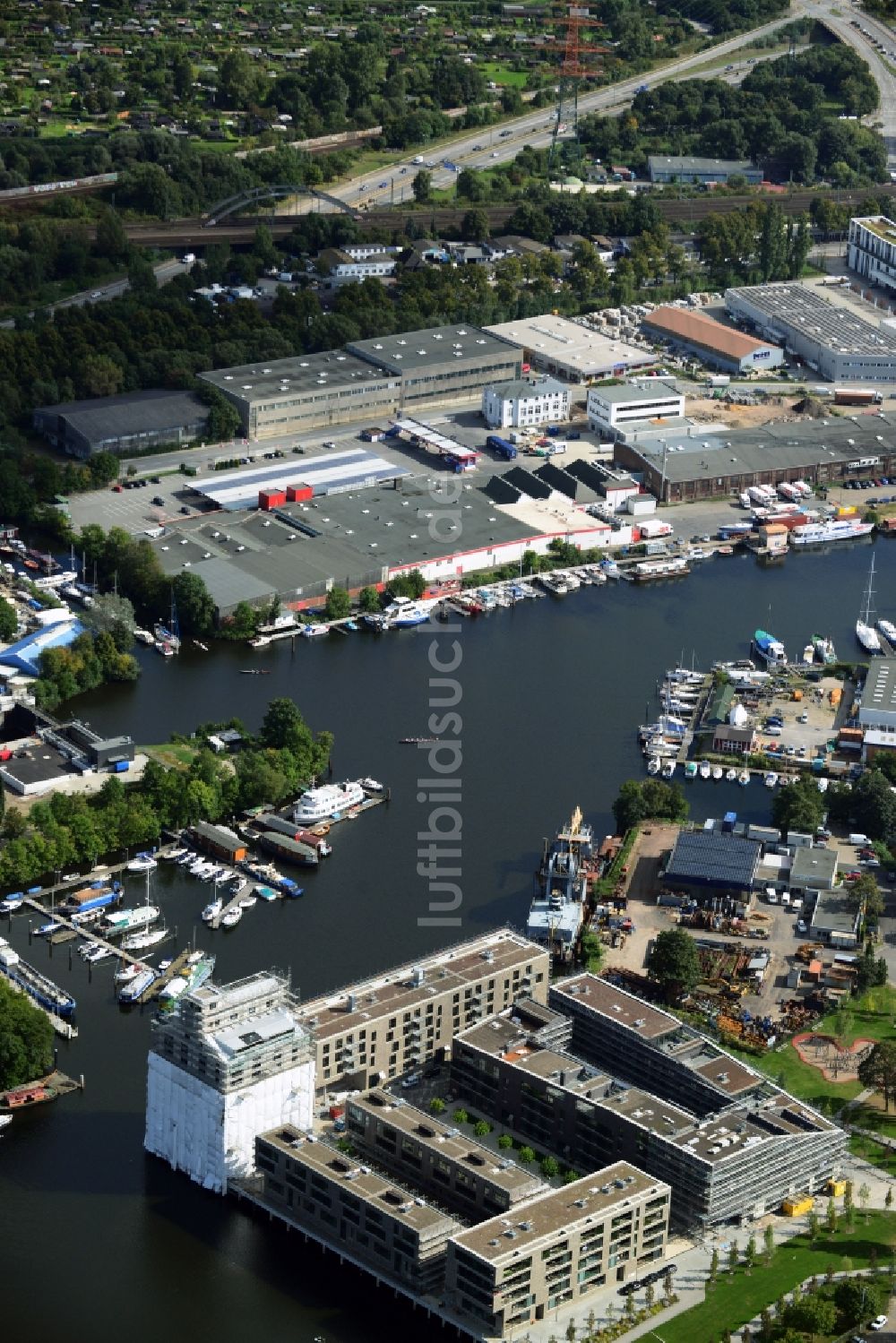 Hamburg von oben - Wohnneubauquartier Marina auf der Schlossinsel in Hamburg - Harburg