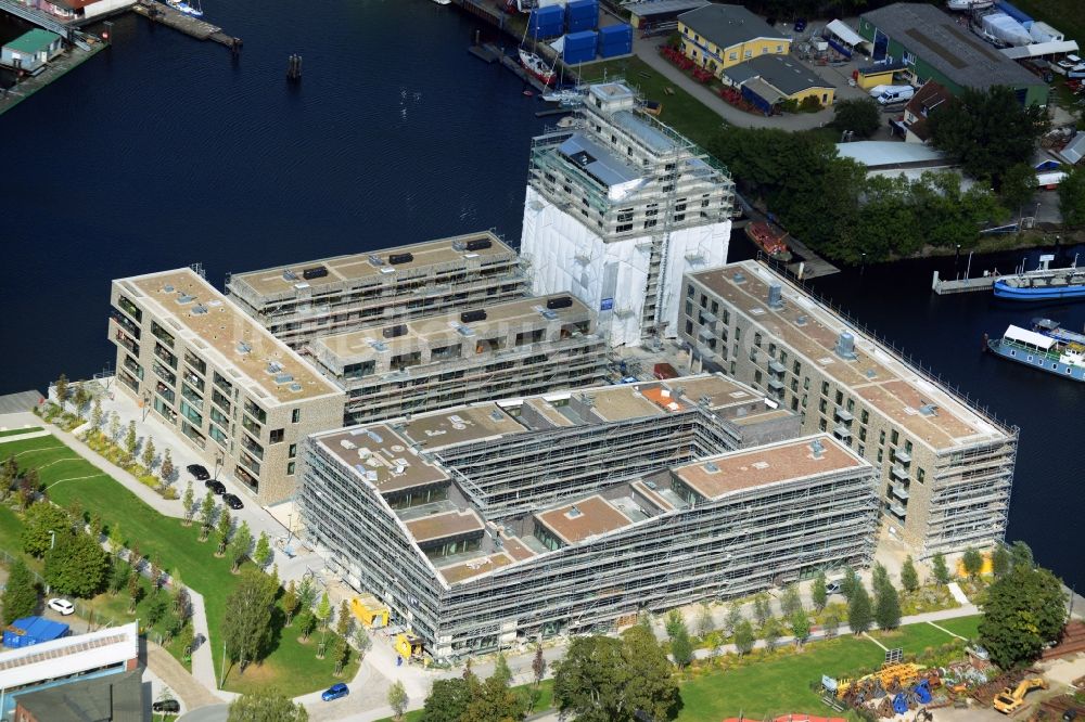 Luftbild Hamburg - Wohnneubauquartier Marina auf der Schlossinsel in Hamburg - Harburg