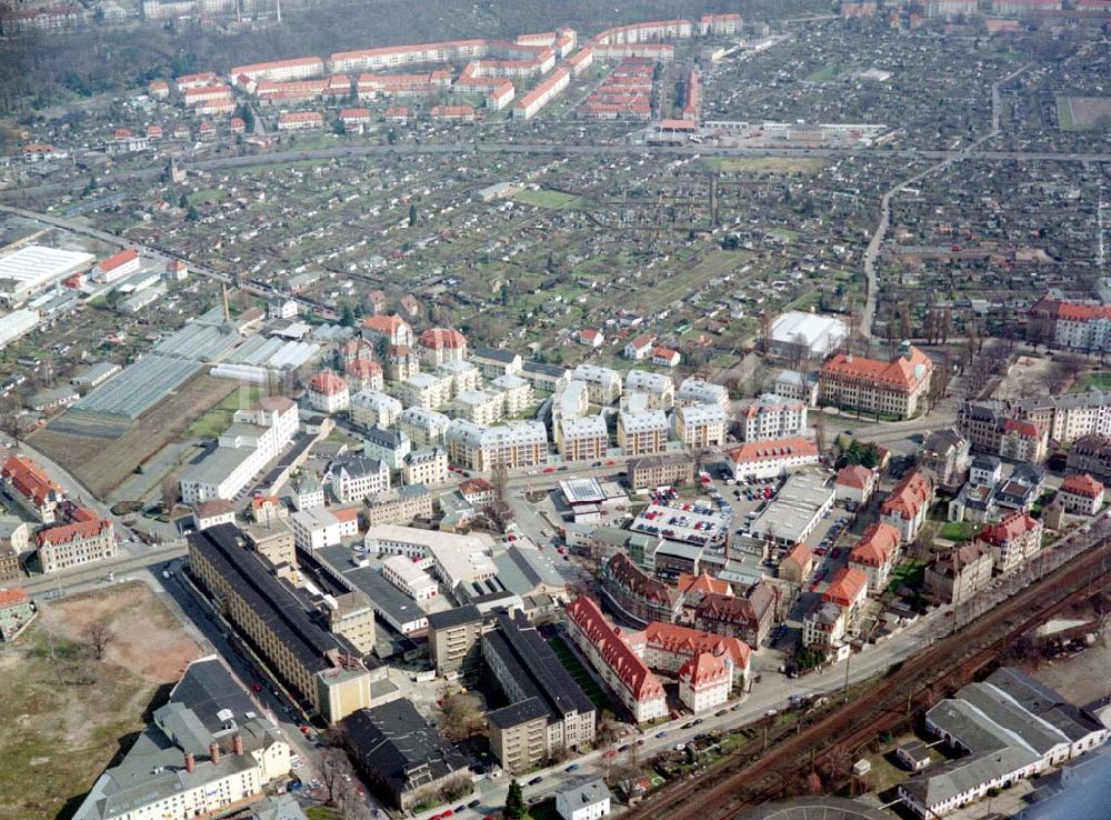 Dresden von oben - Wohnneubausiedlung der HVB-Projekt August der Starke an der Weinböhlaerstraße in Dresden-Pieschen.