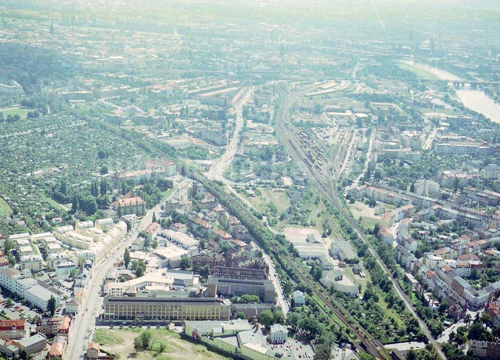 Luftaufnahme Dresden - Pieschen - Wohnneubausiedlung der HVB-Projekt an der Weinböhlaerstraße in Dresden-Pieschen.