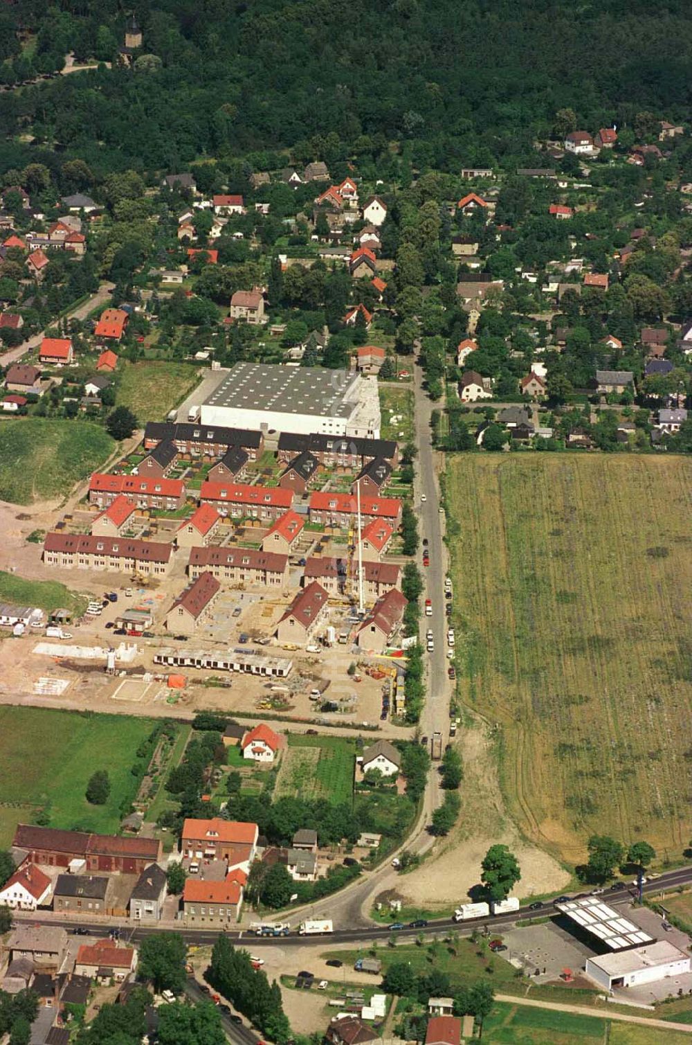 Ahrensfelde bei Berlin aus der Vogelperspektive: Wohnpark Ahrensfelder Dreieck der STOBAU Bauträger GmbH (Unternehmensgruppe Stoffel).