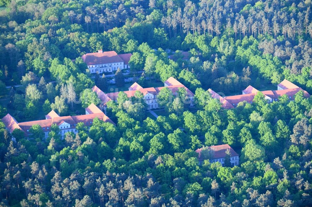 Berlin von oben - Wohnpark Allées des Châteaux im Ortsteil Buch in Berlin