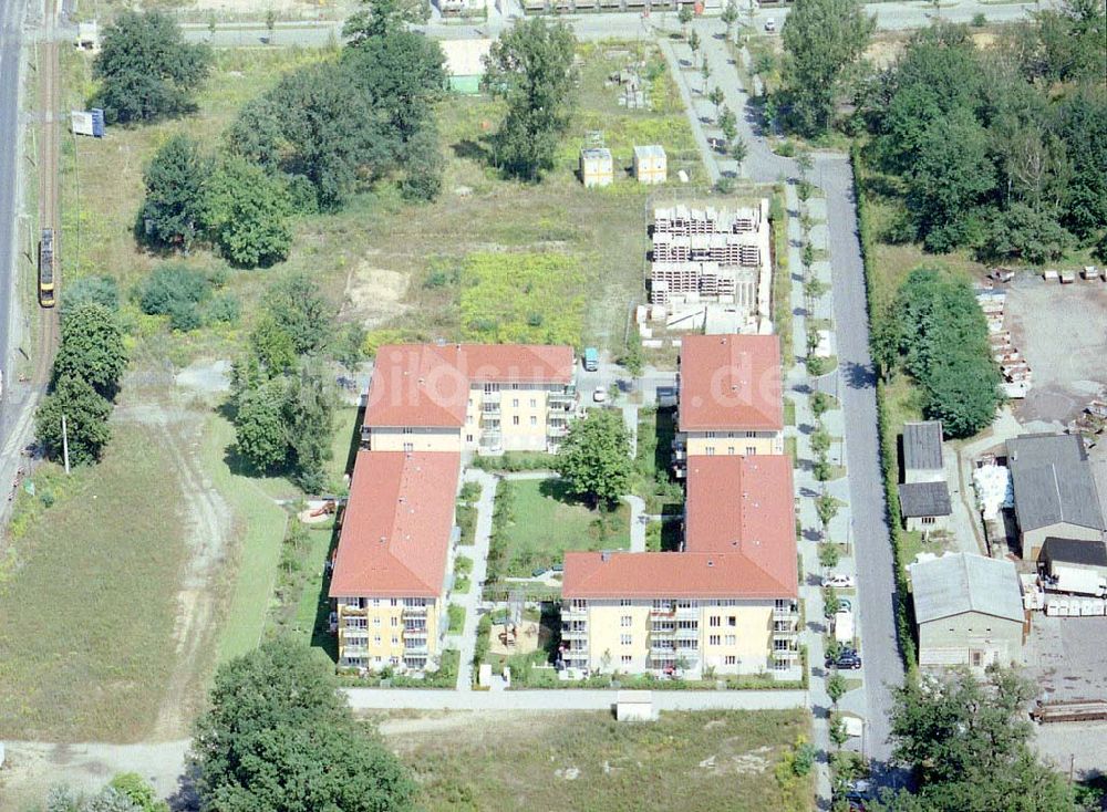 Luftaufnahme Dresden - Klotsche - Wohnpark Am Königswald an der Königsbrücker Landstraße in Dresden-Klotsche.