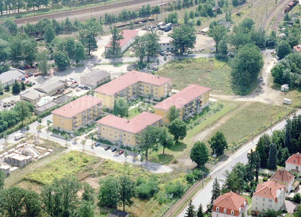 Dresden - Klotsche aus der Vogelperspektive: Wohnpark Am Königswald an der Königsbrücker Landstraße in Dresden-Klotsche.