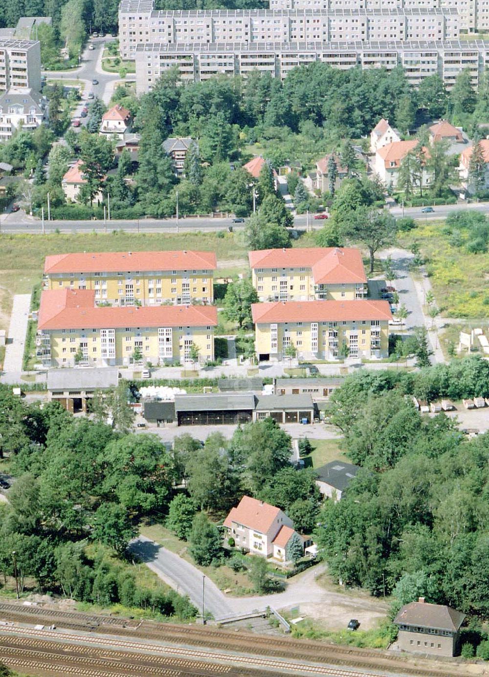 Luftaufnahme Dresden - Klotsche - Wohnpark Am Königswald an der Königsbrücker Landstraße in Dresden-Klotsche.