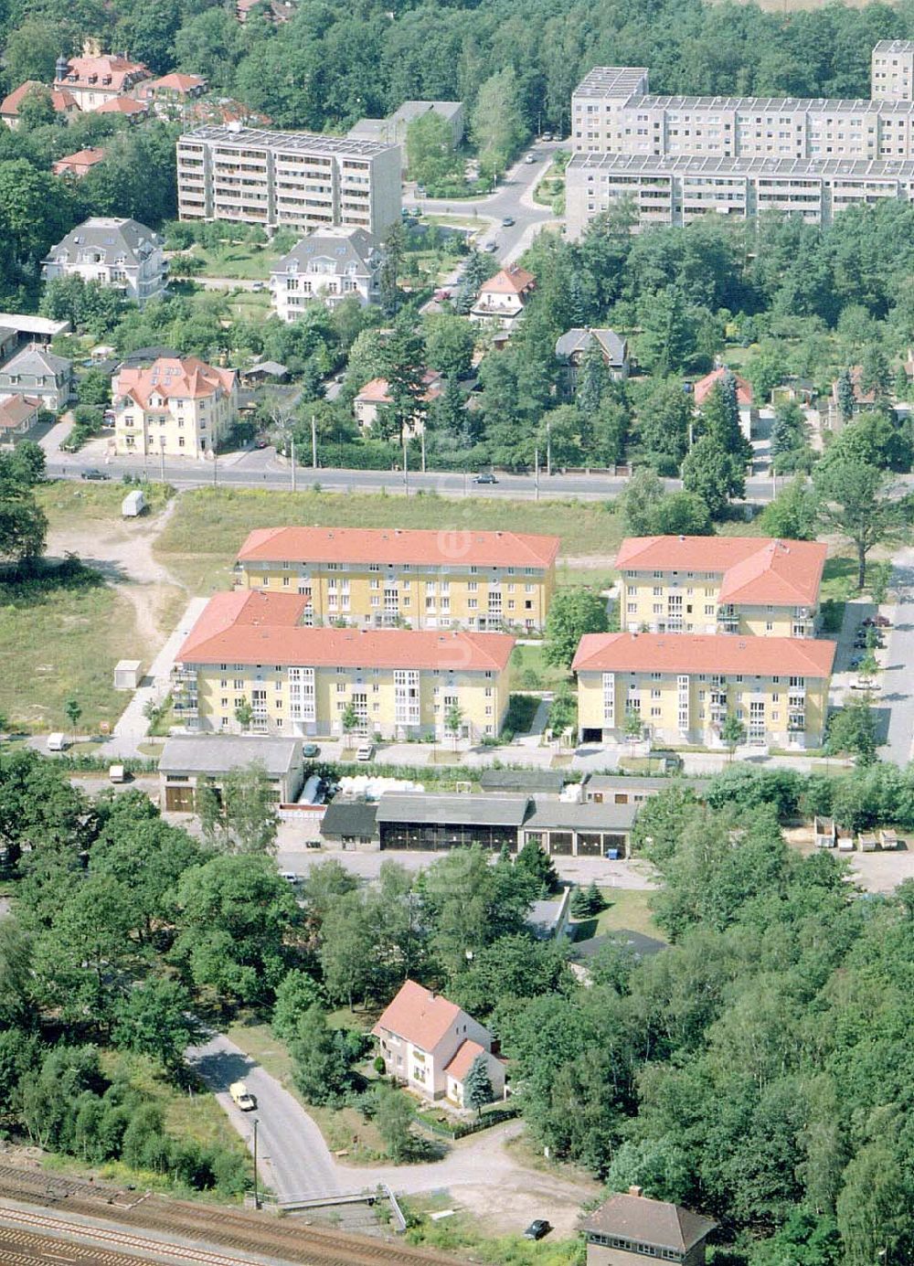 Dresden - Klotsche von oben - Wohnpark Am Königswald an der Königsbrücker Landstraße in Dresden-Klotsche.