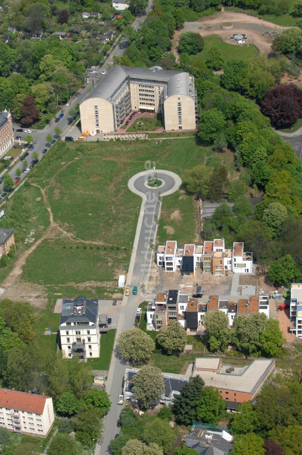 Chemnitz aus der Vogelperspektive: Wohnpark Am Schloßteich in Chemnitz / Sachsen