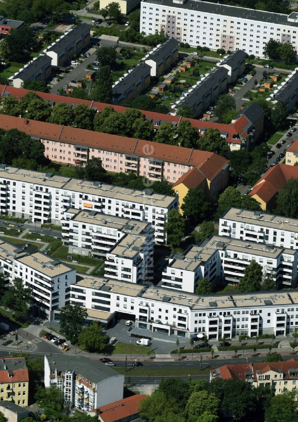 Luftaufnahme Berlin - Wohnquartiers Treskow-Höfe im Ortsteil Karlshorst in Berlin