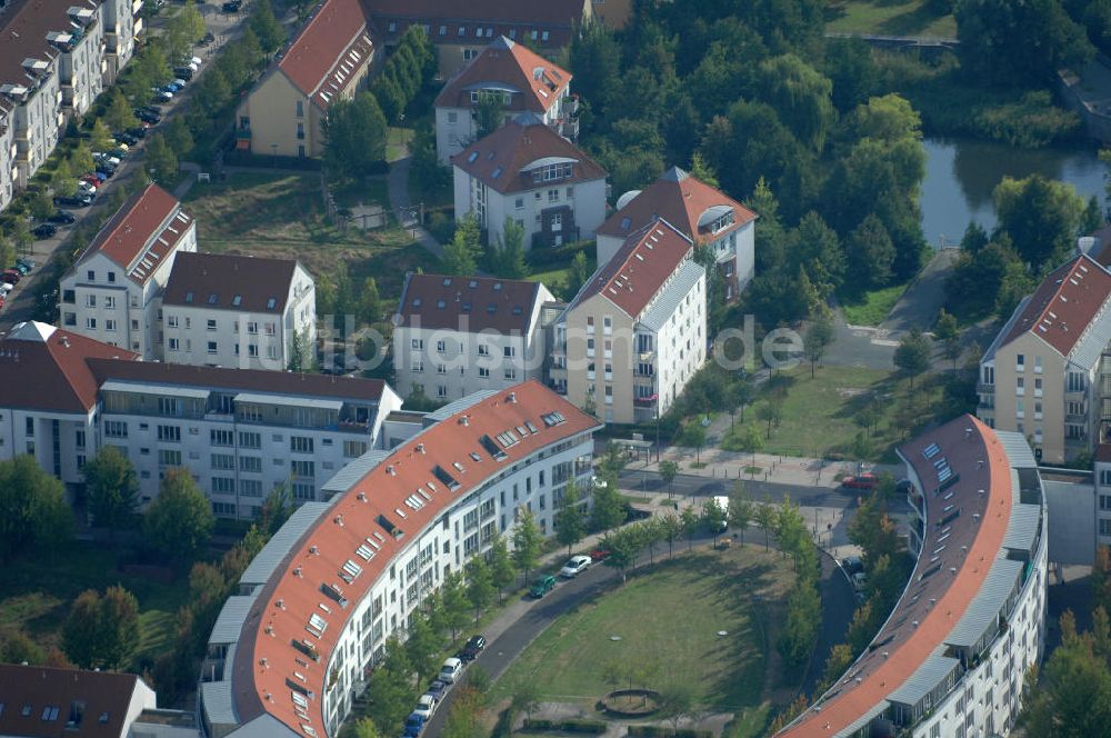 Luftaufnahme Berlin - Wohnsiedlung Berlin Karow-Nord südlich der Autobahn A10 / E65