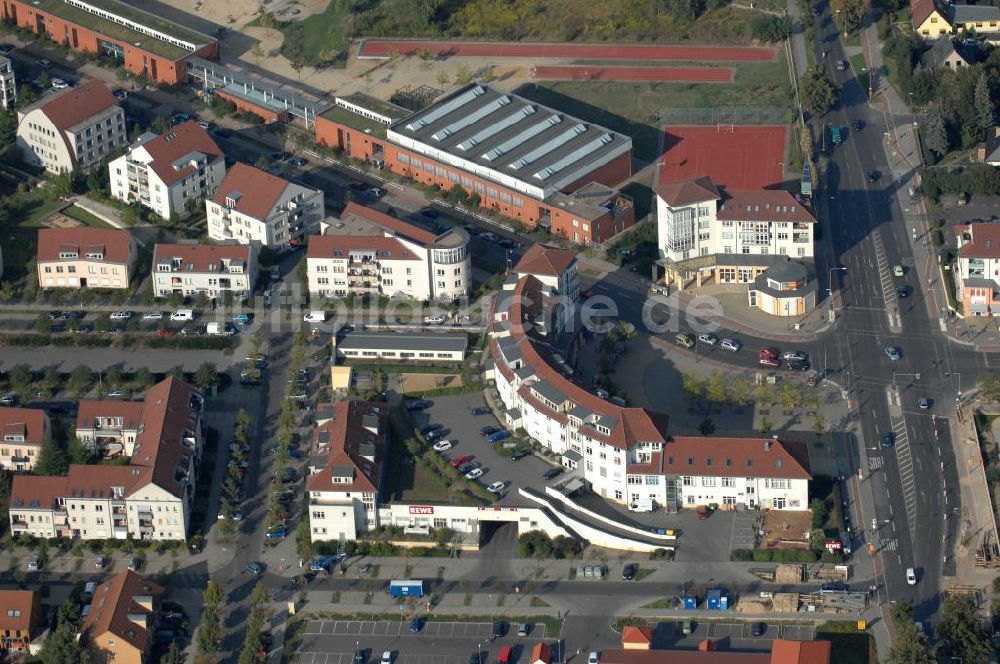 Luftaufnahme Berlin - Wohnsiedlung Berlin Karow-Nord südlich der Autobahn A10 / E65