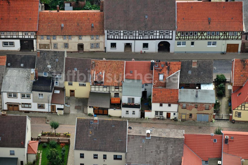 Luftaufnahme Kelbra - Wohnsiedlung aus Fachwerkhäusern in der Innenstadt von Kelbra in Sachsen-Anhalt