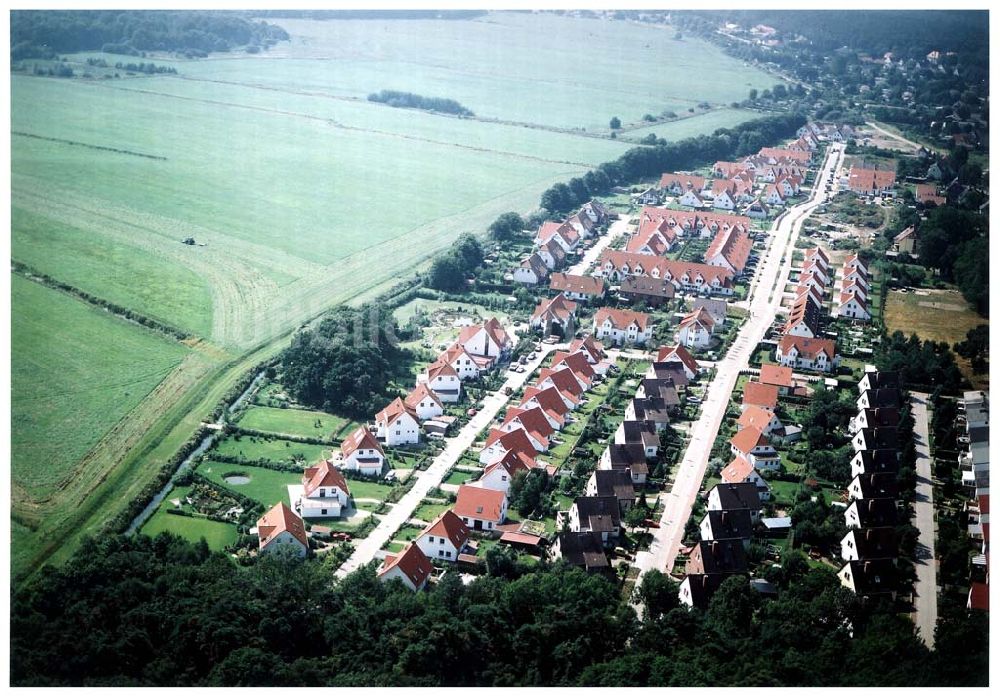 Graal Müritz aus der Vogelperspektive: Wohnsiedlung der HAWO GmbH im Seeheilbad Graal-Müritz in Mecklenburg - Vorpommern.