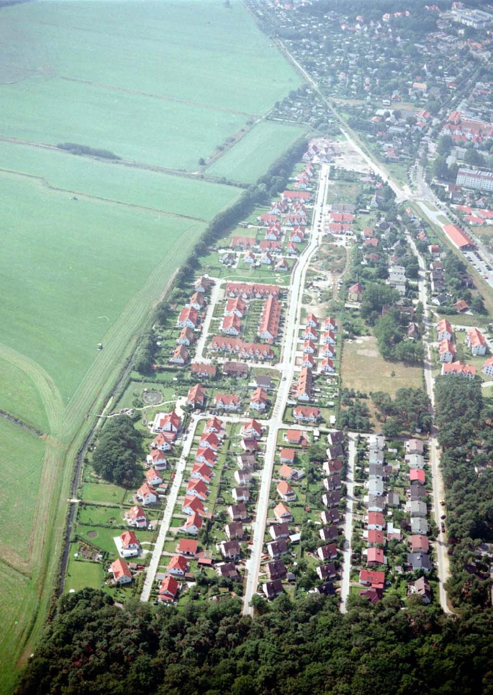 Luftaufnahme Graal Müritz - Wohnsiedlung der HAWO GmbH im Seeheilbad Graal-Müritz in Mecklenburg - Vorpommern.