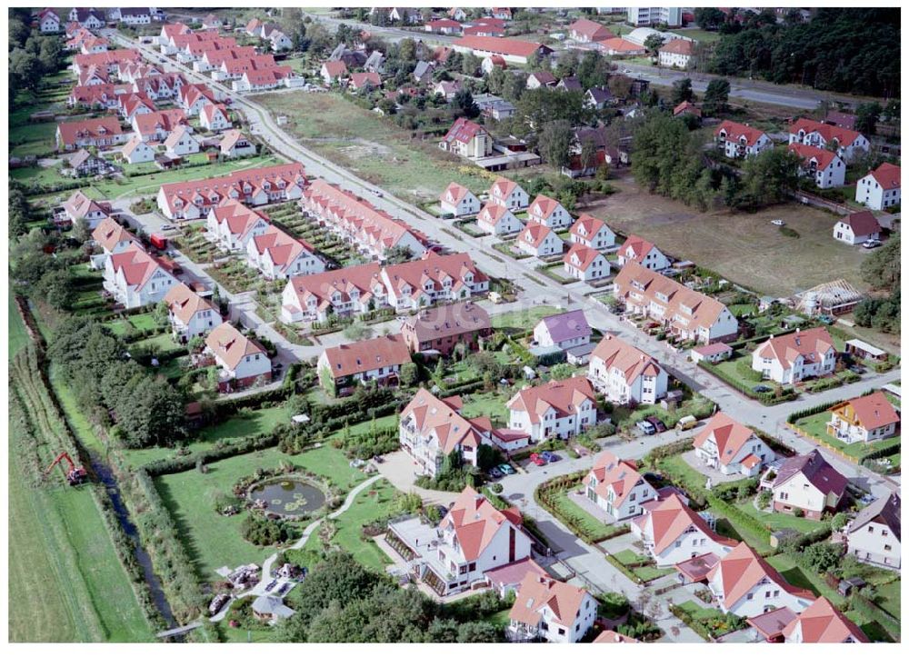 Luftaufnahme Graal-Müritz / Mecklenburg Vorpommern - Wohnsiedlung der HAWO KG in Graal - Müritz Mecklenburg Vorpommern / 27.09.02