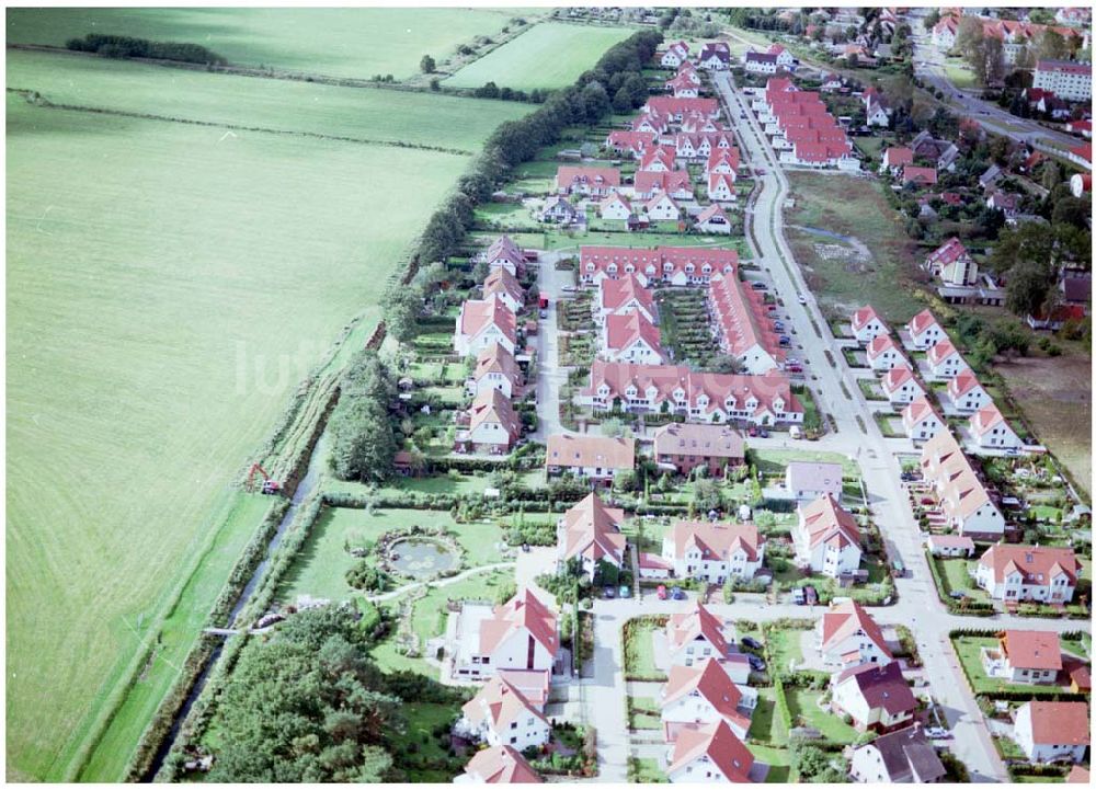 Luftbild Graal-Müritz / Mecklenburg Vorpommern - Wohnsiedlung der HAWO KG in Graal - Müritz Mecklenburg Vorpommern / 27.09.02