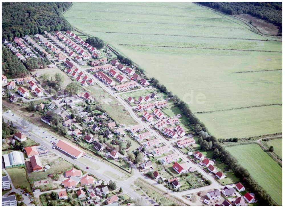 Graal-Müritz / Mecklenburg Vorpommern von oben - Wohnsiedlung der HAWO KG in Graal - Müritz Mecklenburg Vorpommern / 27.09.02