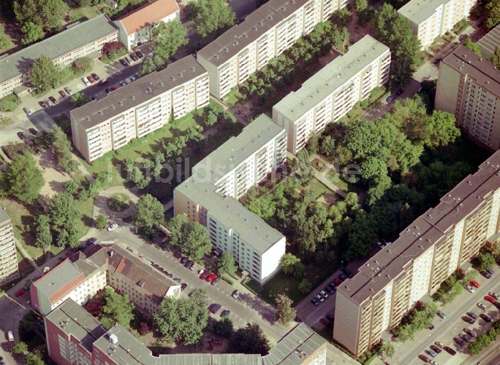 Luftaufnahme Berlin Lichtenberg - Wohnsiedlung der PRIMA Wohnbauten Privatisierungsmanagement GmbH Köpitzer Str. 1-11,