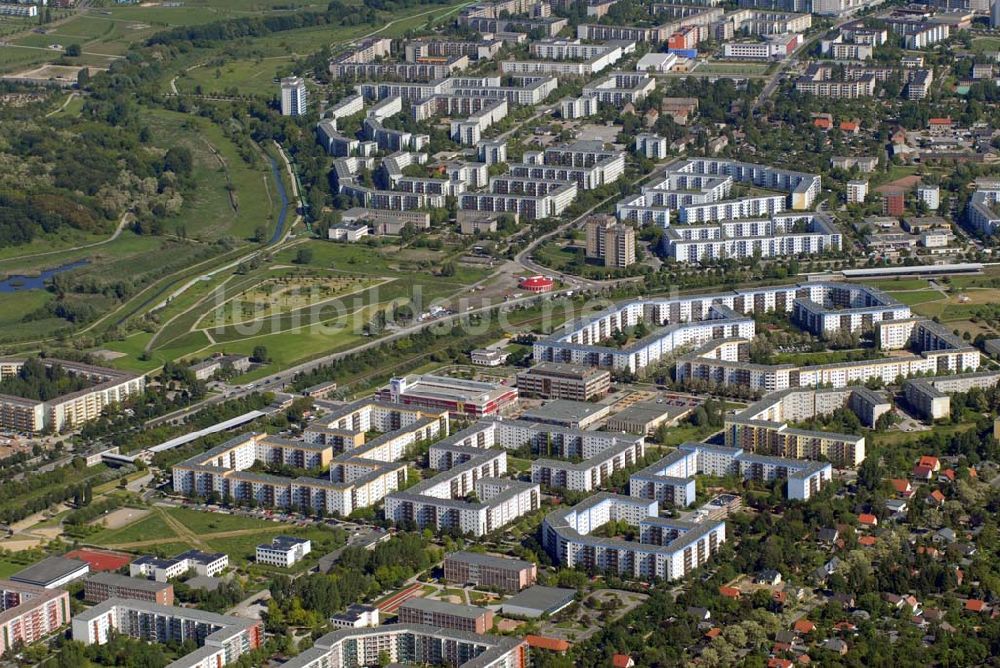 Luftaufnahme Berlin- Hellersdorf - Wohnsiedlungen in Hellersdorf