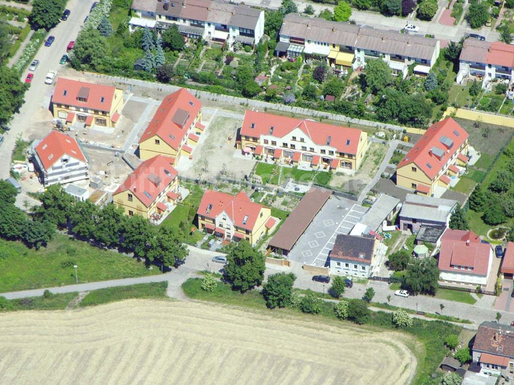 Berlin aus der Vogelperspektive: Wohnsiedlungsneubau Berlin-Kaulsdorf