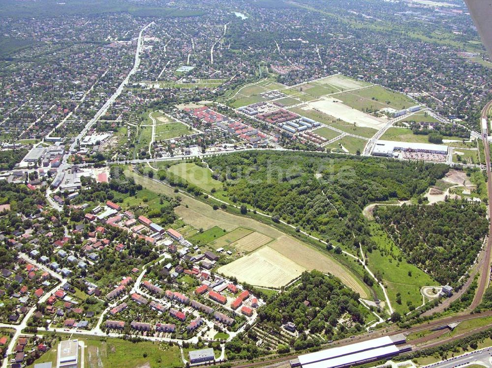 Luftaufnahme Berlin - Wohnsiedlungsneubau Berlin-Kaulsdorf