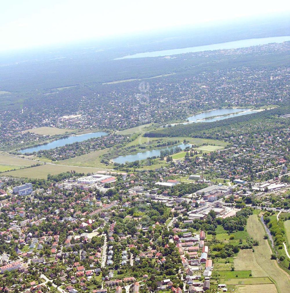 Berlin aus der Vogelperspektive: Wohnsiedlungsneubau Berlin-Kaulsdorf