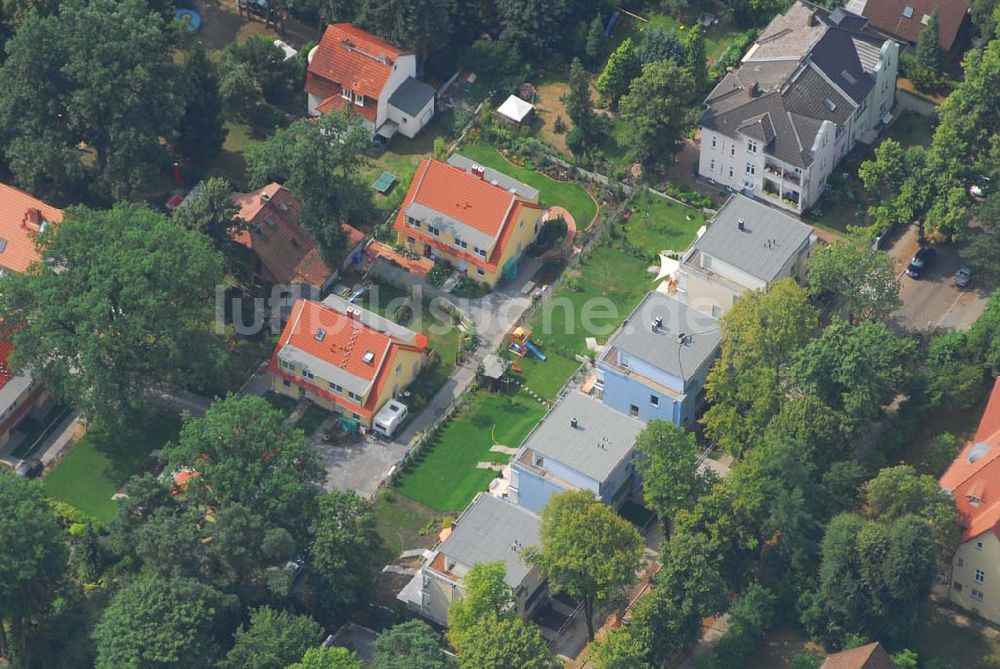 Berlin aus der Vogelperspektive: Wohnsiedlungsneubau der PREMIER-Deutschland GmbH, an der Bondickenstr./Nimrodstr. in Berlin-Reinickendorf