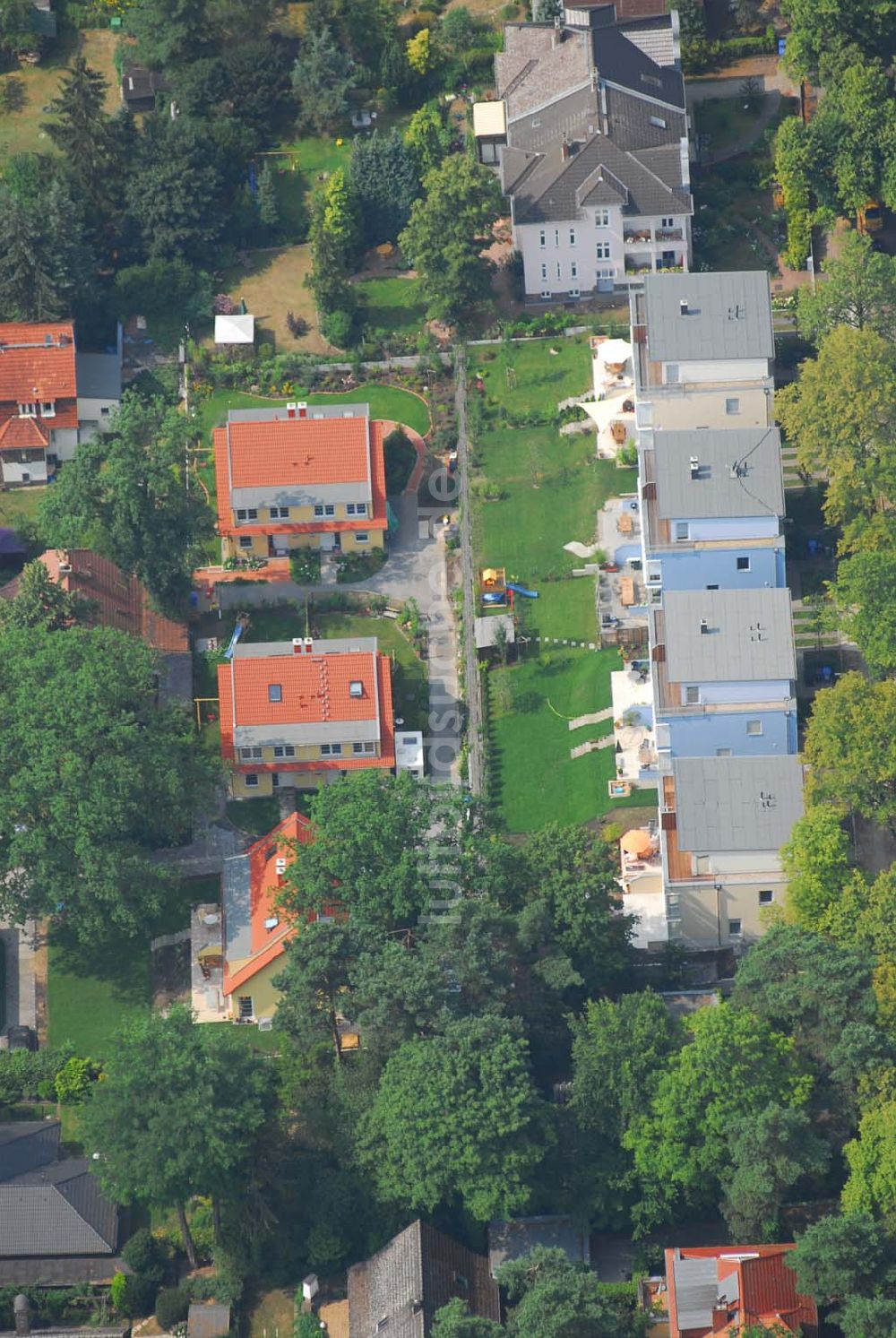 Luftbild Berlin - Wohnsiedlungsneubau der PREMIER-Deutschland GmbH, an der Bondickenstr./Nimrodstr. in Berlin-Reinickendorf