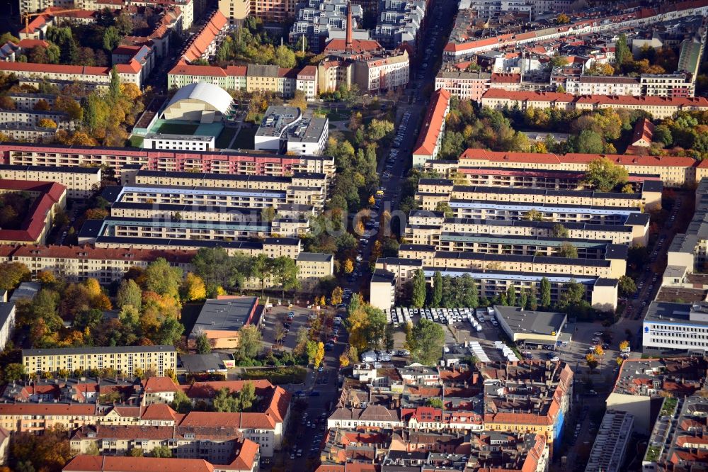 Berlin von oben - Wohnstadt Carl Legien an der Erich-Weinert-Straße in Berlin - Prenzlauer Berg