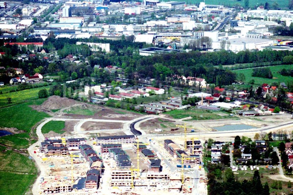 Brandenburg von oben - 30.04.1995 Wohnungsbau Bergholz-Rehbrücke