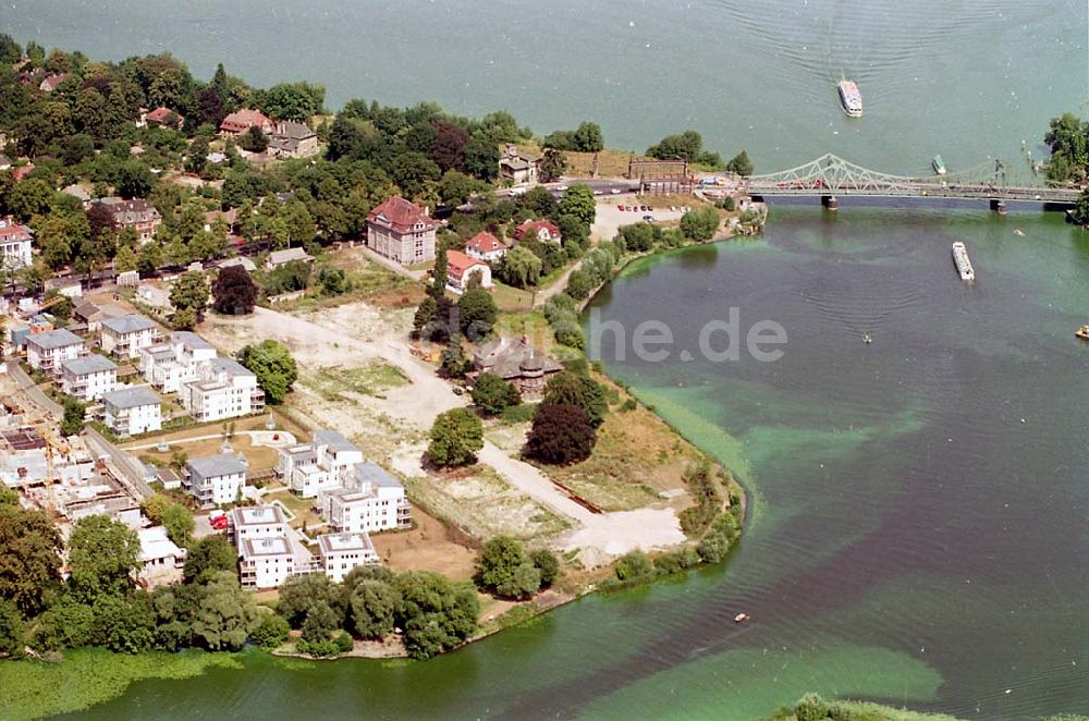 Glienicke von oben - 06.08.1995 Wohnungsbau am Glienicker Horn