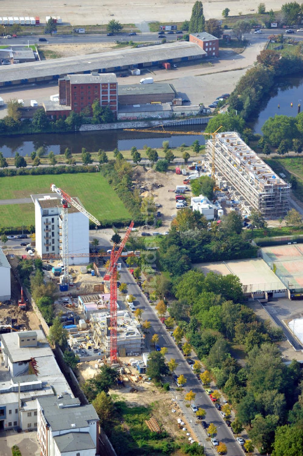 Luftaufnahme Berlin - Wohnungsbau im Hafenquartier Berlin Mitte