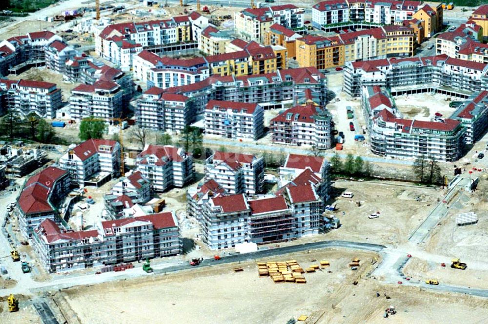 Luftaufnahme Berlin - 30.04.1995 Wohnungsbau Kirchsteigfeld