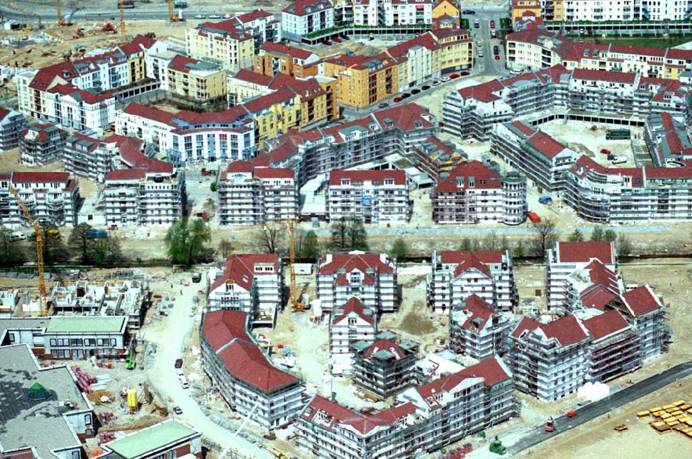 Potsdam von oben - 30.04.1995 Wohnungsbau Kirchsteigfeld