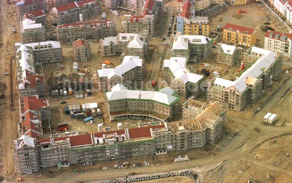 Potsdam aus der Vogelperspektive: 12.02.94 Wohnungsbau in Potsdam am Kirchsteigfeld